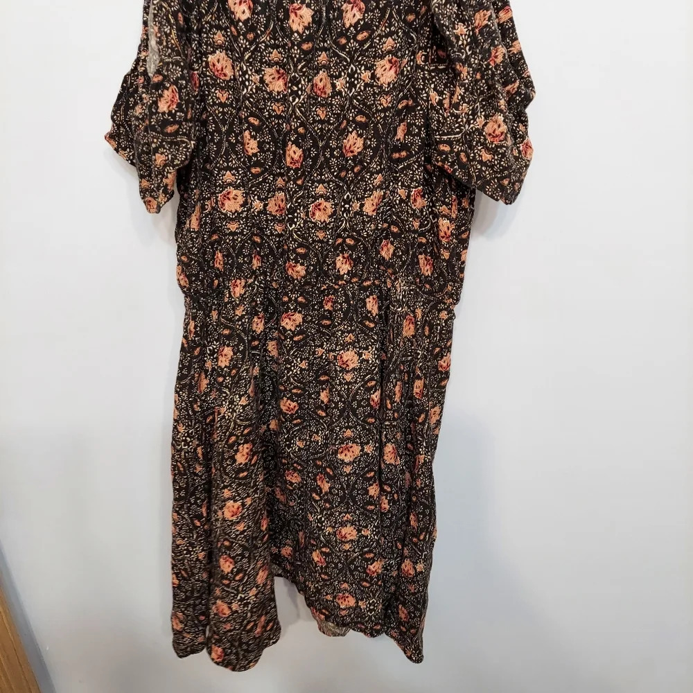 American Eagle xxs off the Shoulder flowy dress - Picture 6 of 8